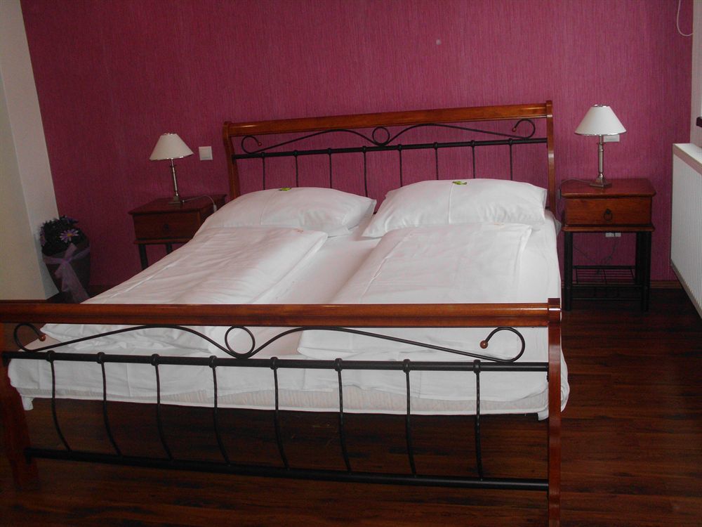 Hotel Radnice Liberec Ngoại thất bức ảnh