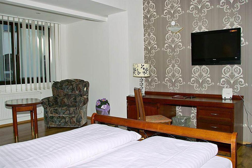 Hotel Radnice Liberec Ngoại thất bức ảnh